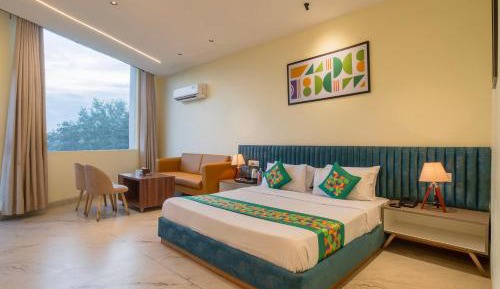 Deluxe Room with Balcony