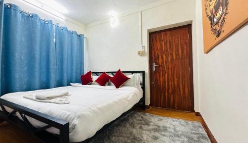 Double Room with Private Bathroom