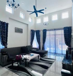 Room #1474190201
