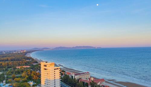 One-Bedroom Apartment - Oceanfront