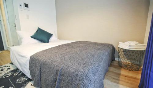 Room #1474510201