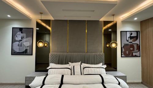 Family Two-Bedroom Apartment with View