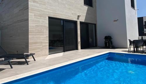 Villa with Sea View