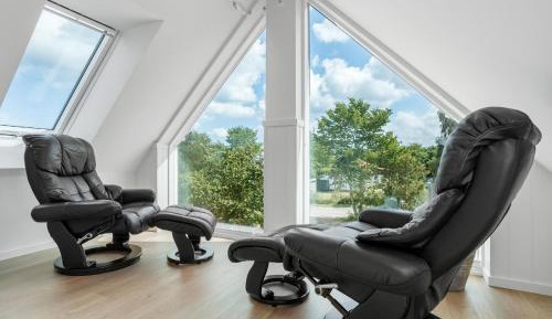 Four-Bedroom Holiday Home