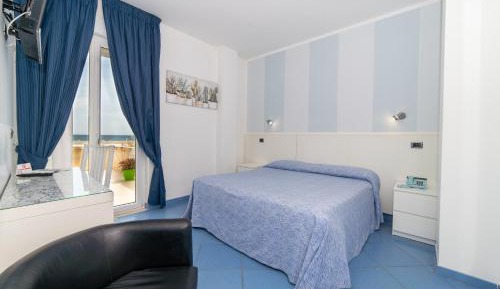 Double or Twin Room with Pool View