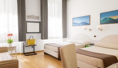 Family Room (5 Adults)