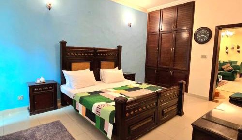 One-Bedroom House
