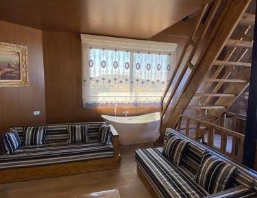 One-Bedroom Villa