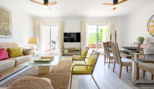 Three-Bedroom Townhouse