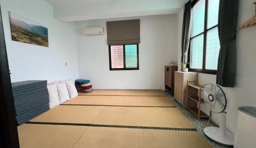 Japanese-Style Room