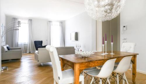 Three-Bedroom Superior Apartment