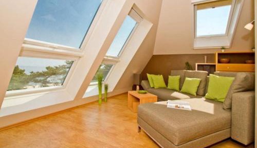 One-Bedroom Apartment with Sea View