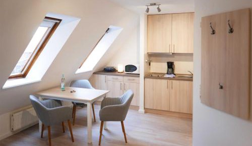 Apartment with Shower