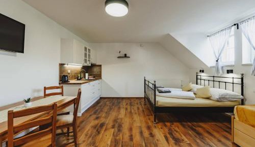 Quadruple Room with Private Bathroom