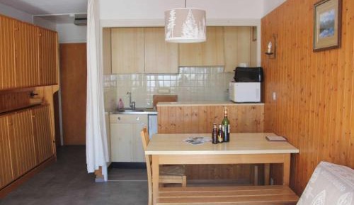 Apartment (4 Adults)