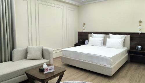 Standard King Room