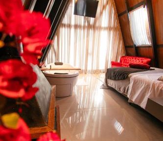 One-Bedroom Chalet
