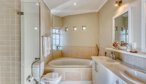 Deluxe Double or Twin Room with Ocean View