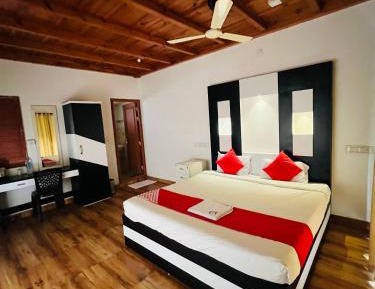 Double Room with Mountain View