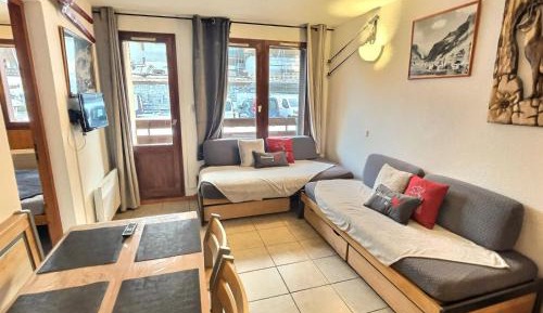 Apartment (6 Adults)