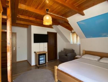 Duplex Quadruple Room