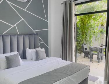 One-Bedroom Villa