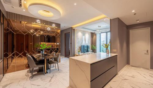 Two-Bedroom Deluxe Apartment with Balcony