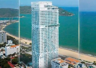 One-Bedroom Apartment with Balcony