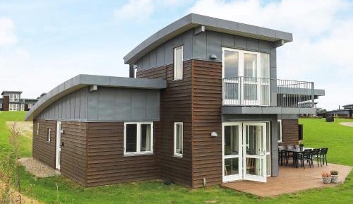 Five-Bedroom Holiday Home