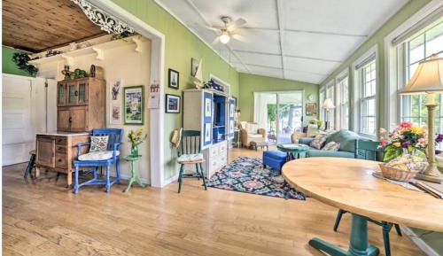 One-Bedroom House