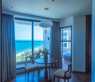 Two-Bedroom Apartment with Balcony and Sea View