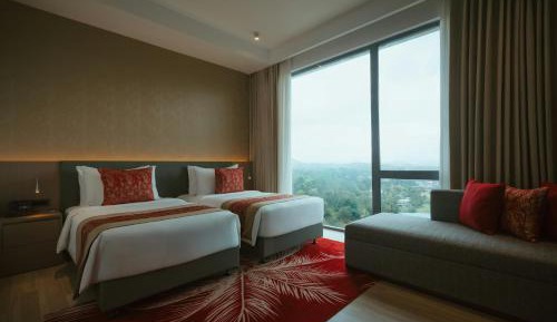 Deluxe Mountain View Twin Room- Discounts (15% on Food and Beverages, Early Check In & Late Check Out on Availability)