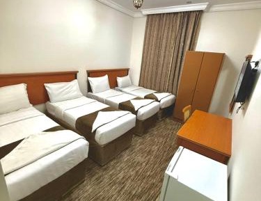 Triple Room with Private Bathroom