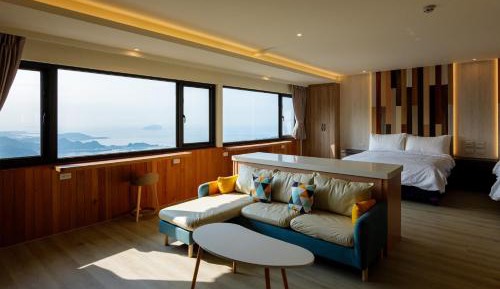 Quadruple Room with Private Bathroom