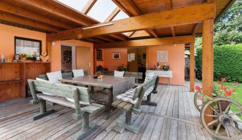 One-Bedroom Bungalow