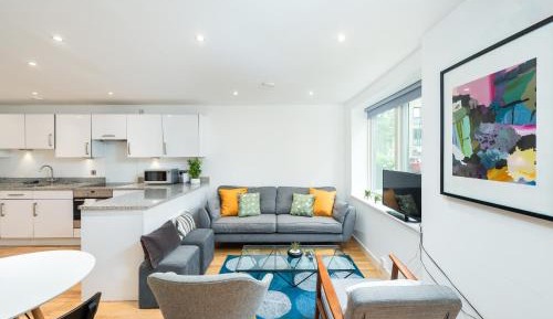 Four-Bedroom Holiday Home