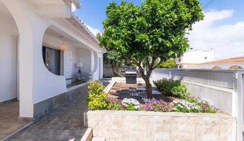 Villa with Garden View
