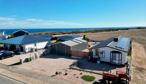 Four-Bedroom Holiday Home