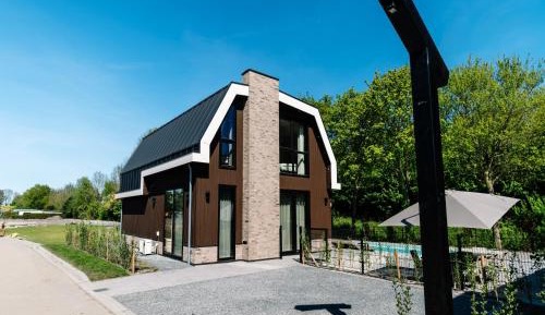 Five-Bedroom Holiday Home