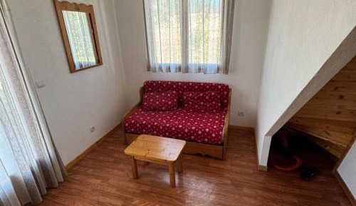 Chalet (6 Adults)