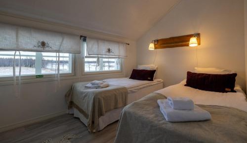 Twin Room with Lake View