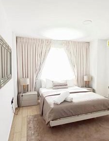One-Bedroom Apartment with Terrace