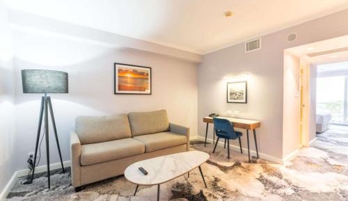 Deluxe Room with Two Queen Beds and Bay View