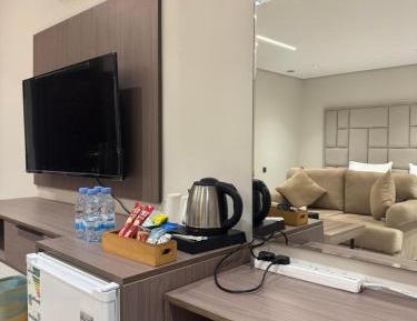Deluxe King Studio