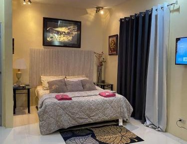 Studio with Balcony