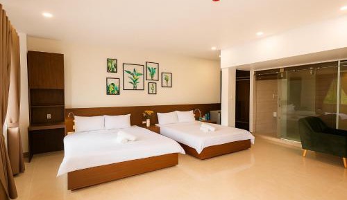 Two-Bedroom Apartment with Balcony
