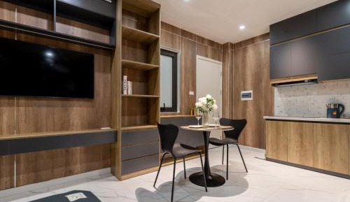 Deluxe Apartment