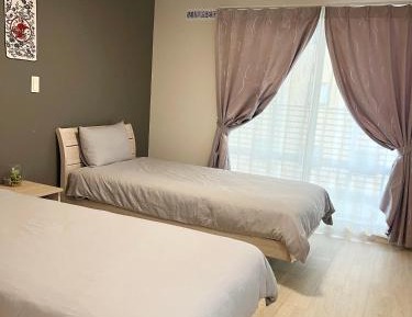Twin Room with Private Bathroom