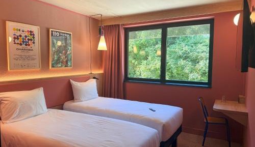 POP Twin Room