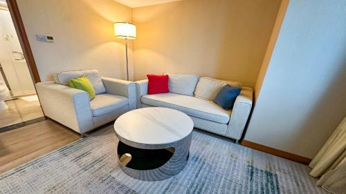 Premium King Room